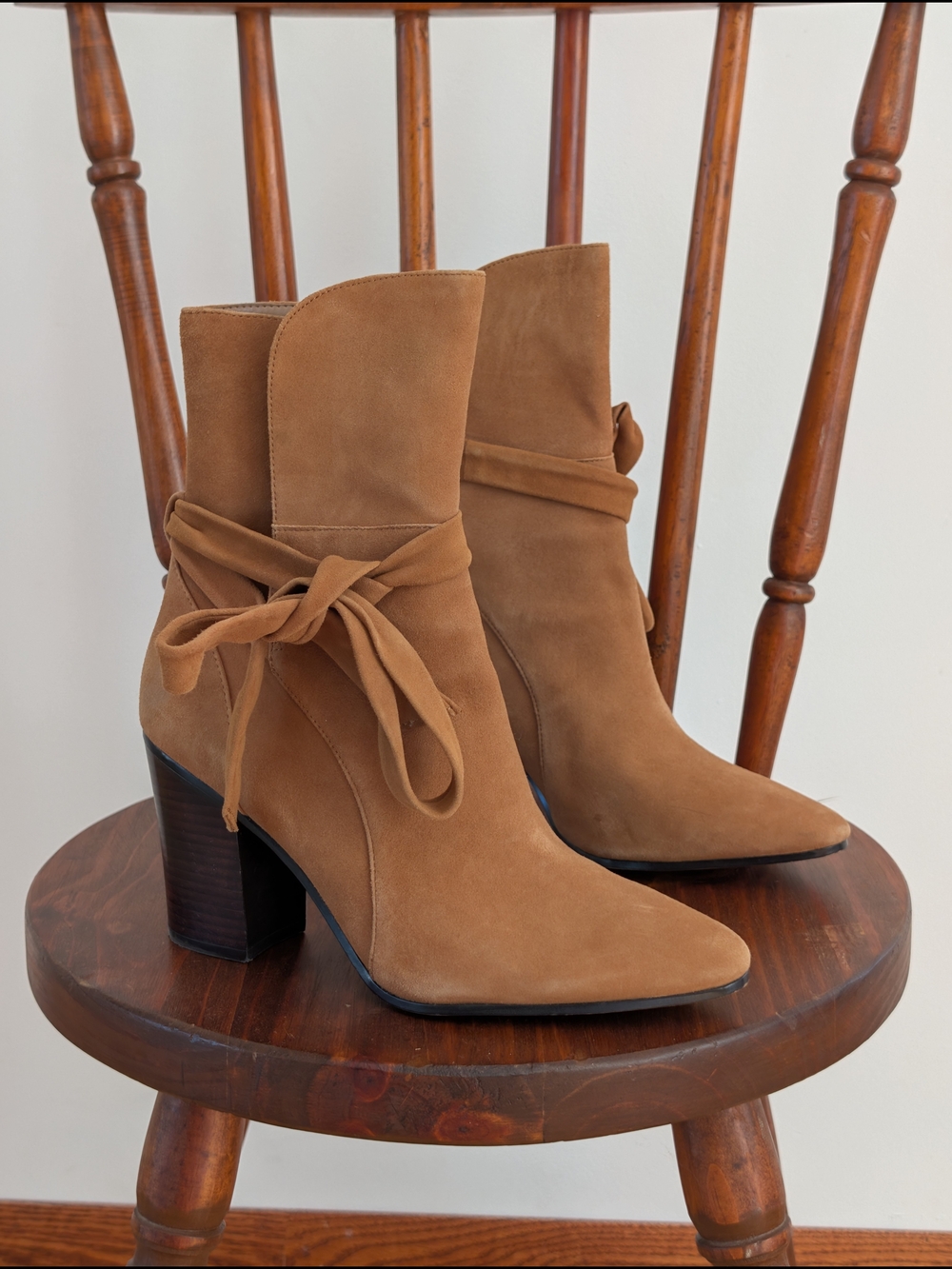 Banana Republic Canton Suede Tie Bow Block Heel Booties - 9